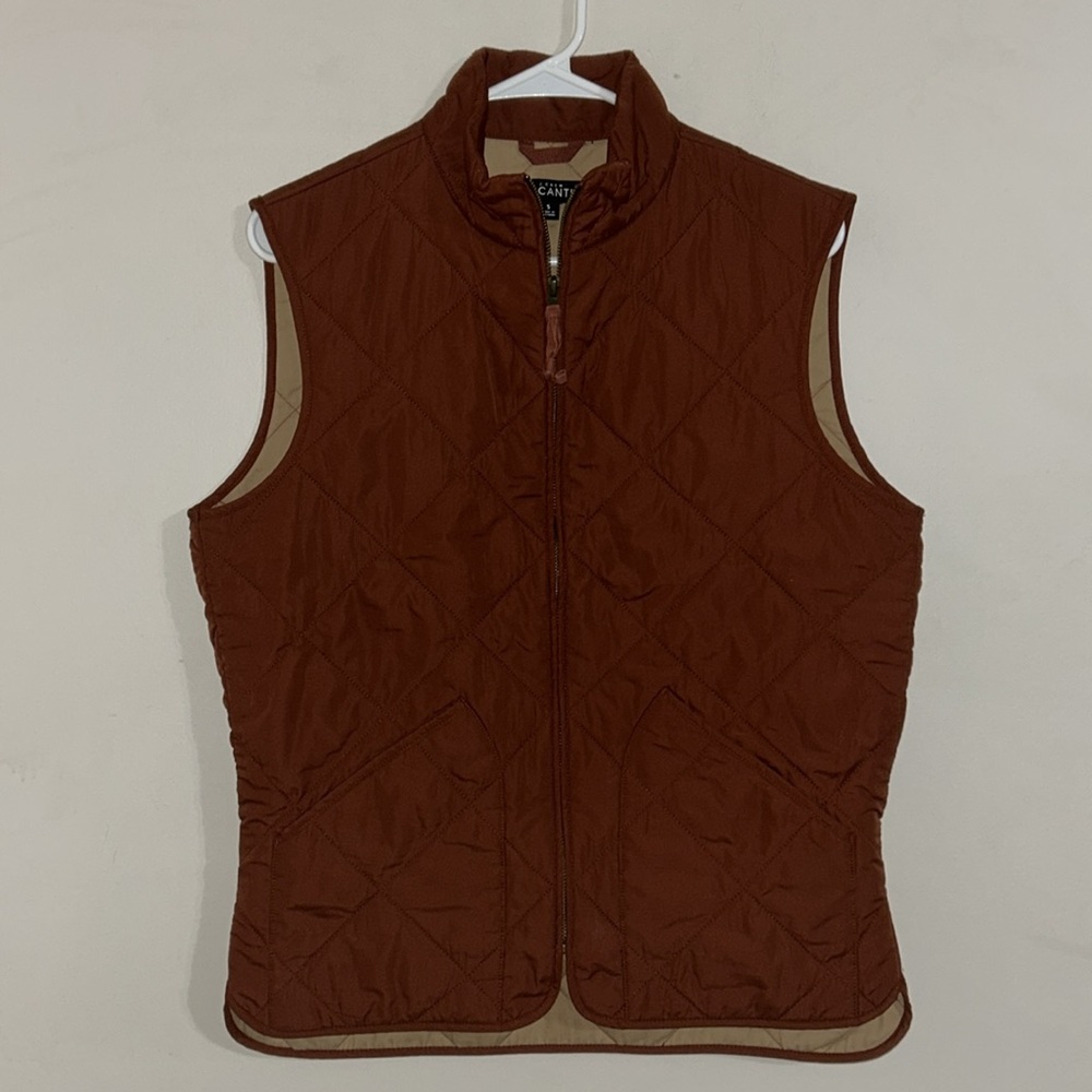 J.Crew Mercantile Women small Red Ruffle Quilted Puffer Vest Zip small